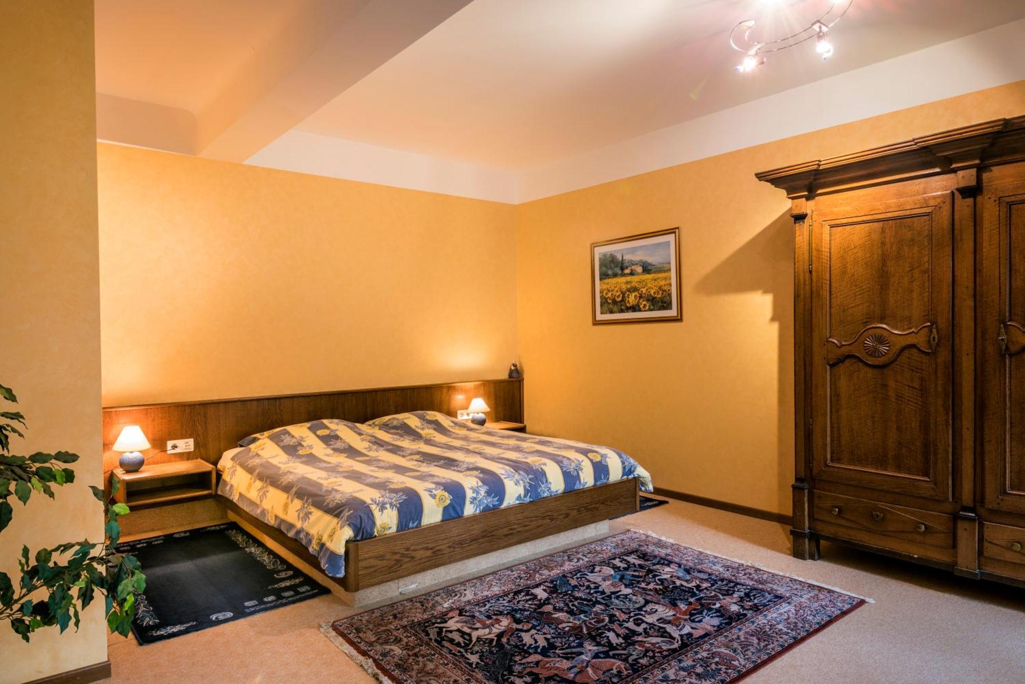 Hotel Restaurant Le Cigalon Waldbillig Zewnętrze zdjęcie