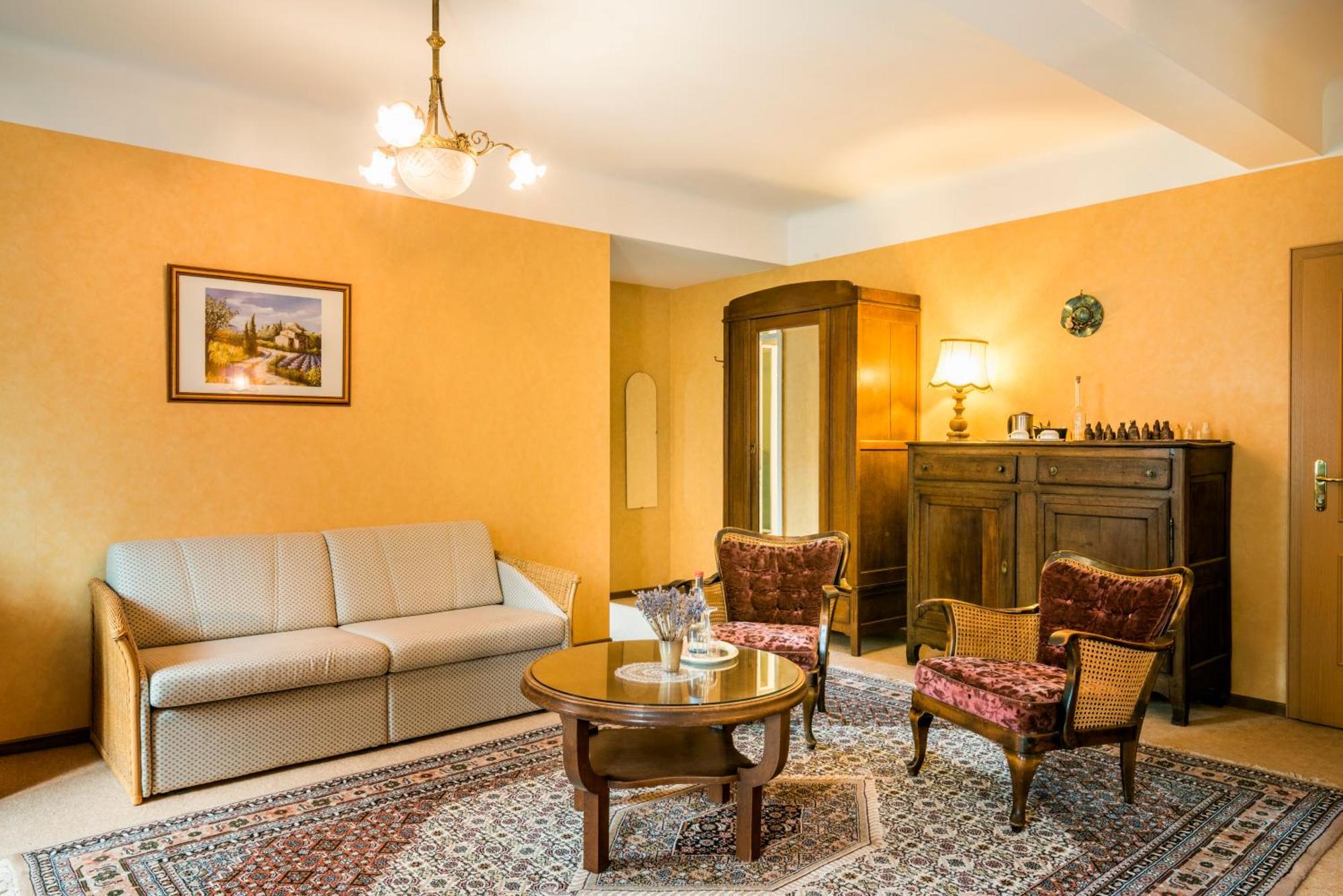 Hotel Restaurant Le Cigalon Waldbillig Zewnętrze zdjęcie