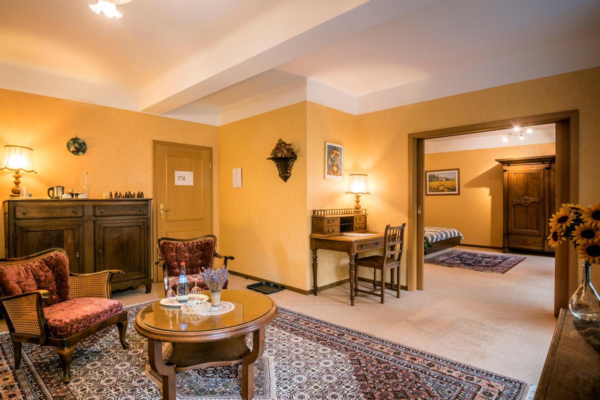 Hotel Restaurant Le Cigalon Waldbillig Zewnętrze zdjęcie